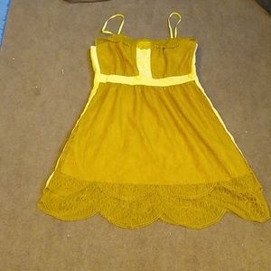 RARE Madewell Tiered Scallop Lace Mustard Dress